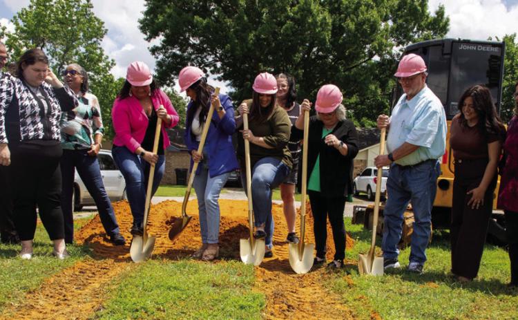Youth Services of Bryan County had a groundbreaking ceremony for expansion of their facilties at 1105 Lynnwood Drive. Matt Swearengin | Durant Democrat