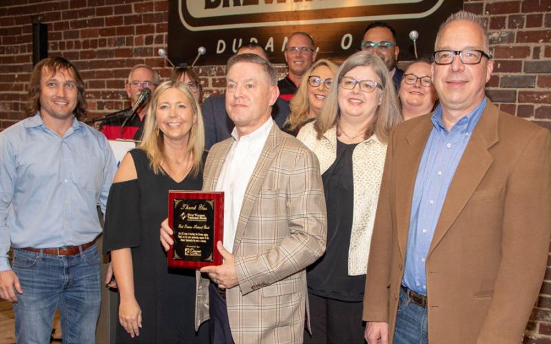 First Texoma National Bank received a Durant Area Chamber of Commerce Banquet Award for serving the Texoma region for 125 years.