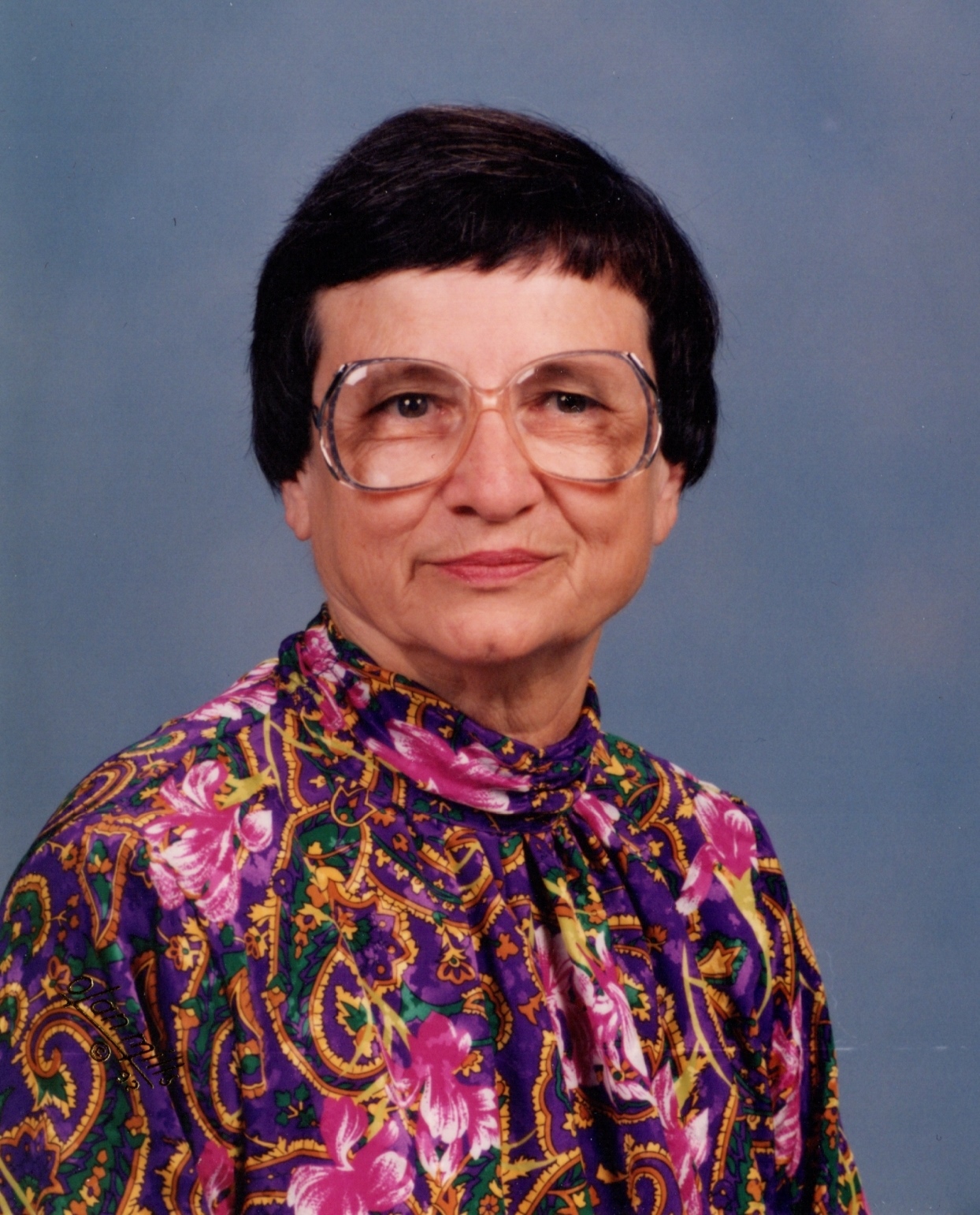Edith Viola Minor Peratta