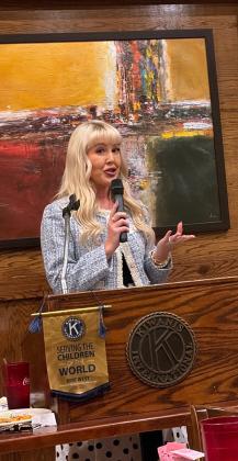 Stephanie Gardner of Candid Creatives gives marketing tips to the Kiwanis Club of Durant during a recent meeting. Photo provided