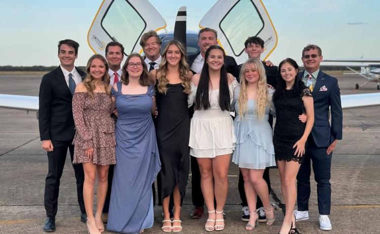 SE’s Flight Team earned first and second places at the National Intercollegiate Flying Association’s Region IV SAFECON. Photo provided