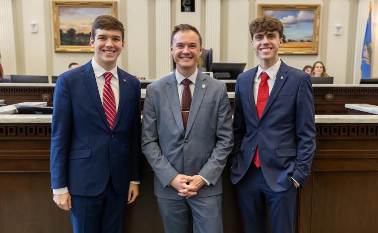 Durant High School seniors page at OK House