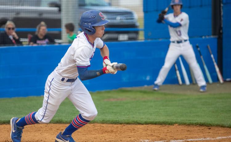 Silo Rebel Zane Sander prepares to bunt the ball. Matt Swearengin | Durant Democrat