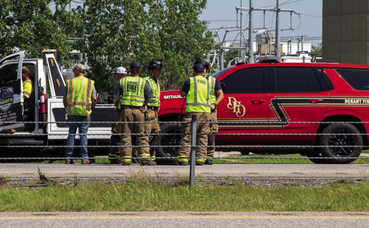 Durant firefighters are shown at the scene of a crash involving five vehicles Monday afternoon in the northbound lanes of Highway 69/75. According to Durant Police, inattentive driving is the suspected cause and there also was a temporary lane closure with tra slowed down or stopped. Two people were taken to the hospital for injuries that were not life threatening. The accident backed up tra for miles until police and firefighters cleared the scene. Matt Swearengin | Durant Democrat