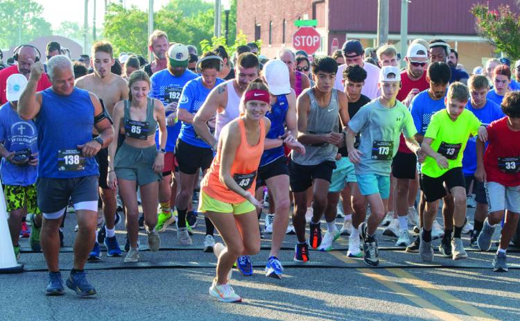 Runners take o_ during the fifth annual Jarid Taylor Memorial 5K &amp; Fun Run was Saturday in Durant. Matt Swearengin | Durant Democrat