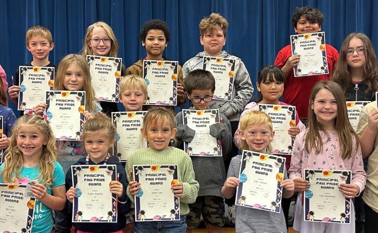 WI students receive Paw Pride awards