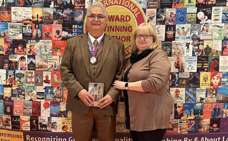 Dr. Rolando J. Díaz with his wife, Lewanda, at the 27th Annual International Latino Book Awards. Photo provided
