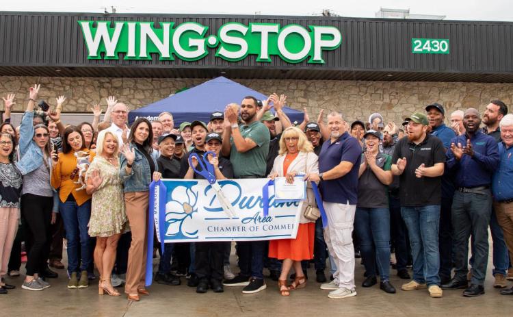 Wingstop ribbon cutting