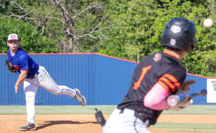 Durant baseball pitcher Aiden Diviney fires the ball at a Booker T. Washington batter. Matt Swearengin | Durant Democrat