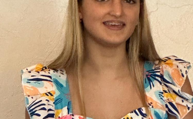 Durant High School’s choir member Claire Safe sang for the Bryan County Retired Educators. Photos provided