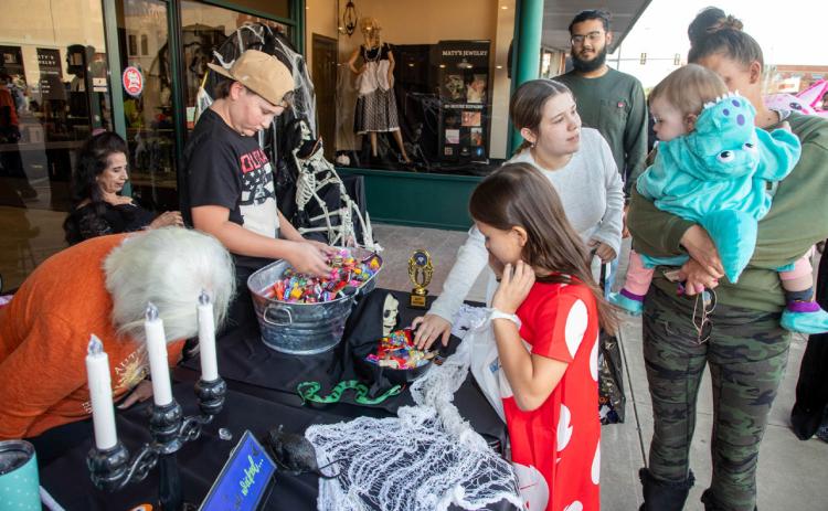 Maty’s Jewelry participated in the Durant Main Street Trick or Treat on Halloween.