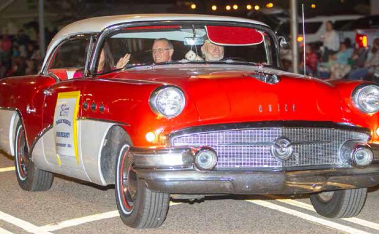 Rob Piearcy was the parade marshal during the Durant Area Chamber of Commerce Christmas Parade Dec. 5. He will be president of the chamber of commerce board of directors in 2024. Matt Swearengin | Durant Democrat
