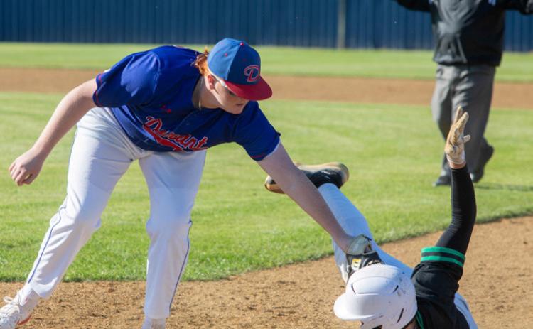 DHS baseball sweeps Edison to wrap up district