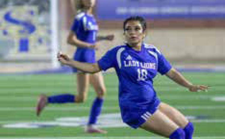 Durant Lady Lion Mia Ibarra looks toward