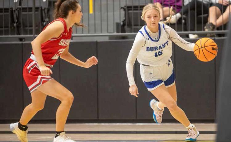 Durant Lady Lion Zoe Lee dribbles the ball in a game with Sulphur. Matt Swearengin | Durant Democrat