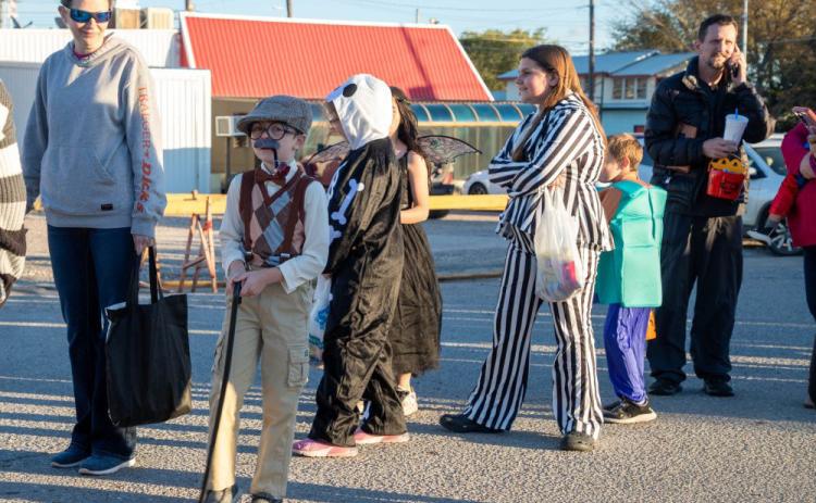 Matt Swearengin | Durant Democrat This boy was costumed as Sherlock Holmes during the Kingston Trunk or Treat Oct. 29 in the downtown.