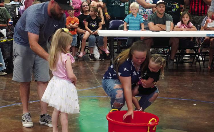 A turtle race was among activities during the Magnolia Festival June 1 at Choctaw Event Center. Matt Swearengin | Durant Democrat