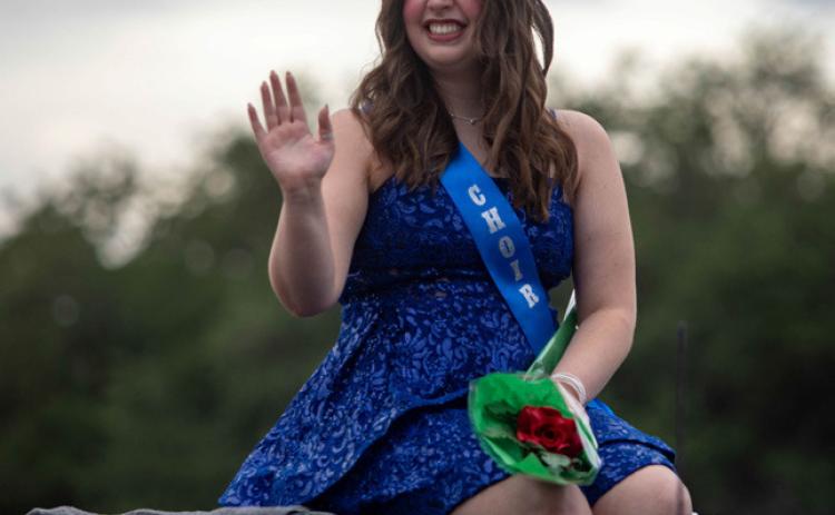 Five finalists for Durant Homecoming Queen